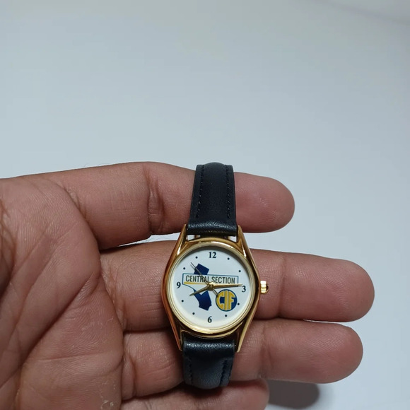 Ladies Quartz Watch Central Section CiF Dial Gold Tone Working New Battery may s - Picture 4 of 6